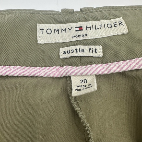 Tommy Hilfiger Capri Pants Womens Size 20 Olive Austin Fit Khaki 24.5” Inseam - Picture 5 of 15